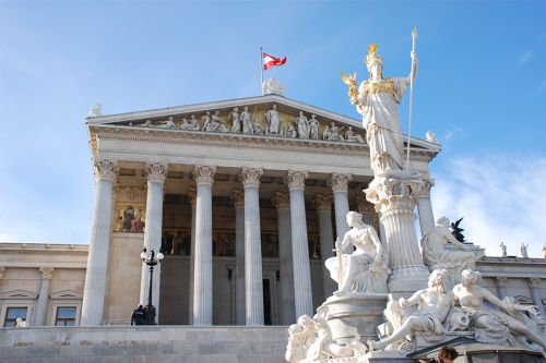 © Alexander Reitter - Adobe Stock.com Foto: Parlament